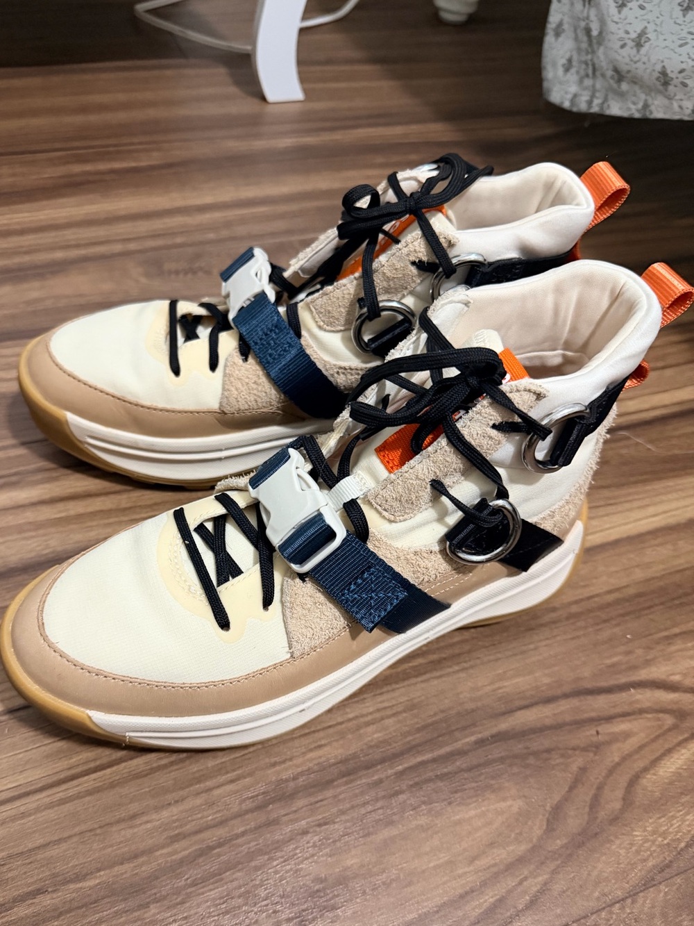 Sorel Sneakers size 8.5 ONA 503 EQ Mid - Picture 8 of 13